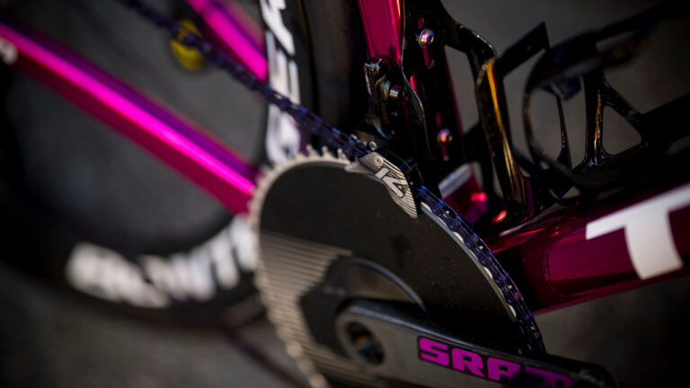 Mads Pederson bike set up SRAM 1x RED Bontrager Aelous